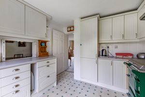 Kitchen- click for photo gallery